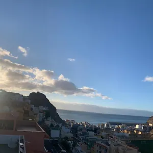  Apartment En La Gomera, Playa De Santiago, Alajero